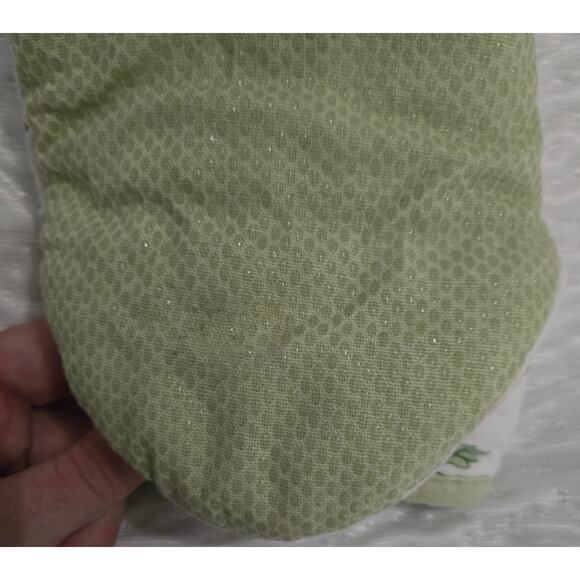 Martha Stewart Mini Oven Mitt with Daisies and Green Decor and Silicone Grip - Picture 7 of 10